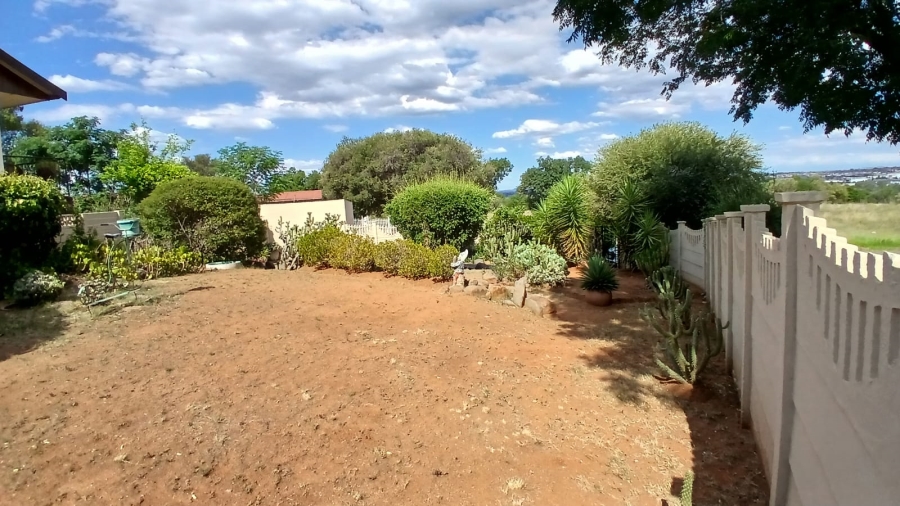 3 Bedroom Property for Sale in Uitsig Free State